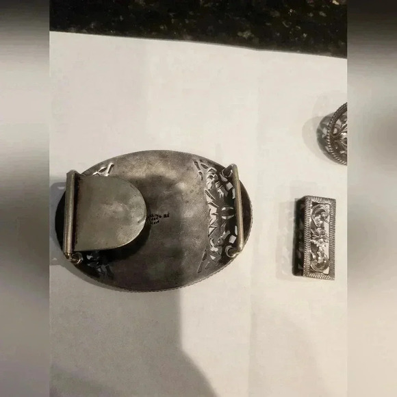 Vintage Vogt Sterling Silver 18 k gold buckle, keeper, tip and bridle rosette. - Picture 14 of 15